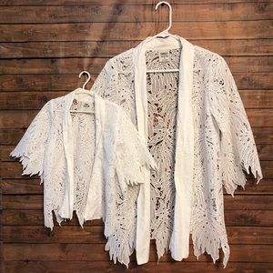 MOMMY & ME MATCHING WHITE LACE KIMONOS NWOT